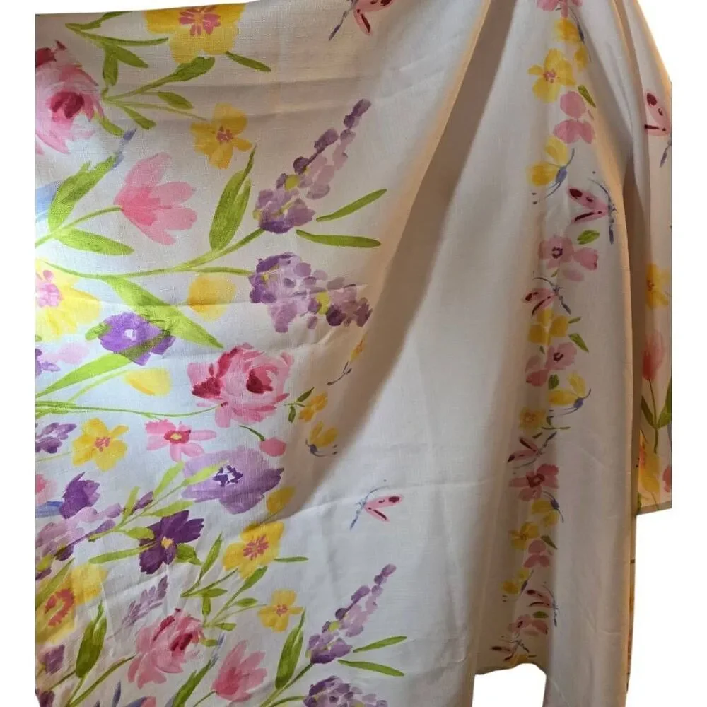 Rectangular Spring Floral Tablecloth - Picture 3 of 5